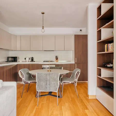 Apartmán Hostmate - - Ulpio Traiano